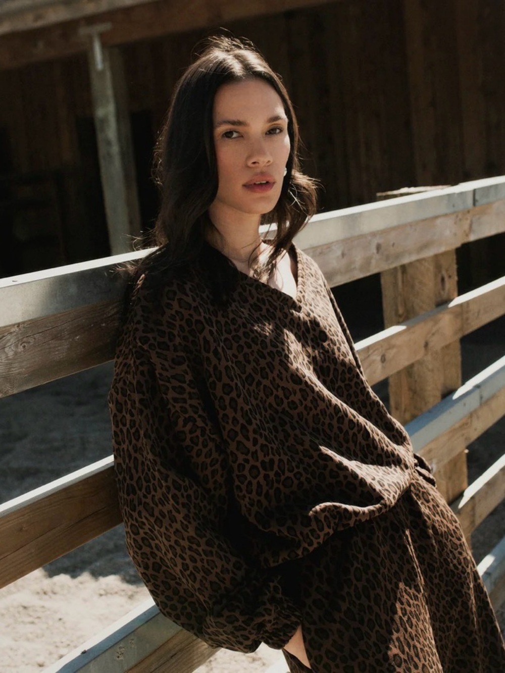 🆕🐆 Brunette the Label - High V Oversized Crew